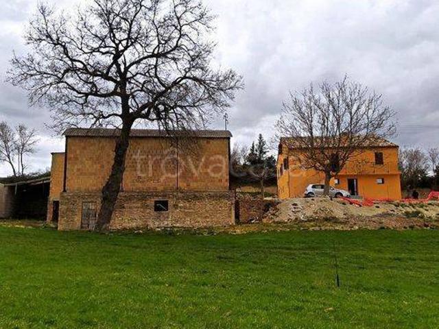 Casale in vendita a Cingoli