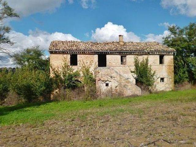 Casale in vendita a Cingoli