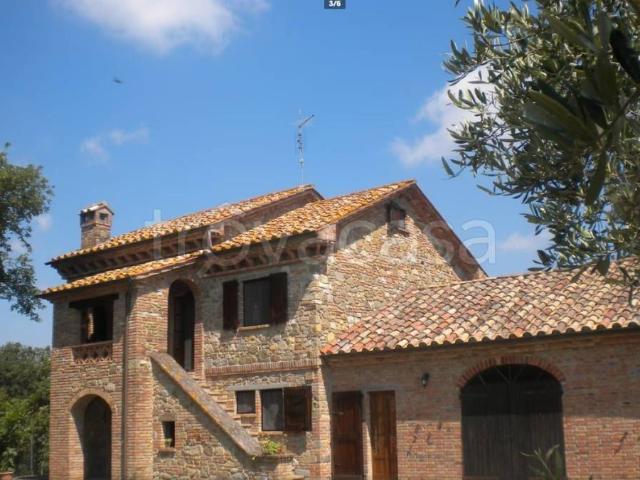 Casale in vendita a Cortona