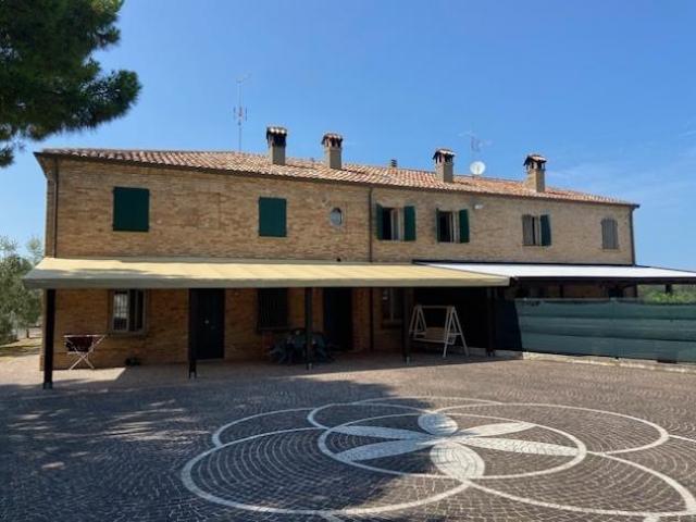Casale in vendita a Fano