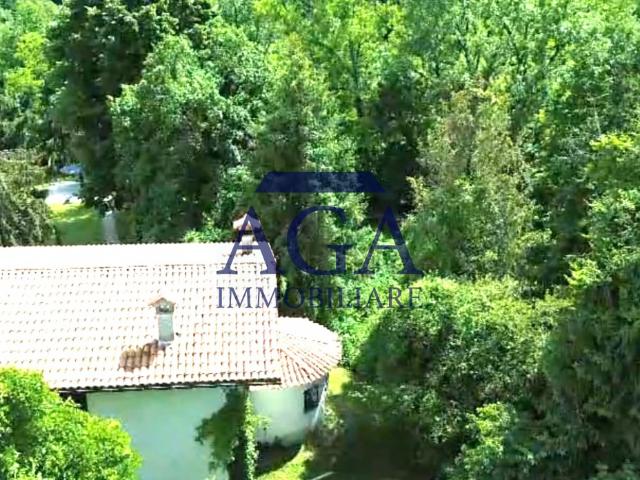 CASALE in VENDITA a FARRA DI SOLIGO di 7 vani
