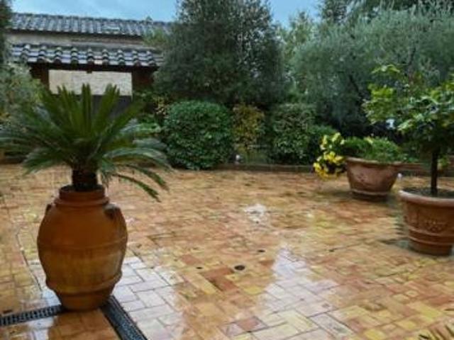 Casale in vendita a Fogliano Grosso Siena 350 mq Rif: 853188