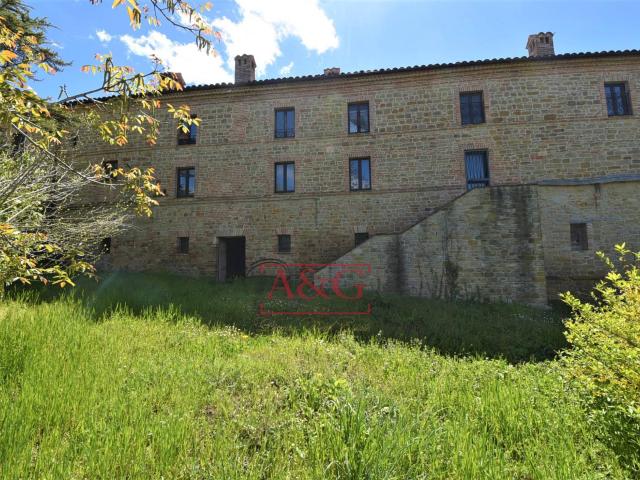 Casale in vendita a Gualdo, CAMPAGNA