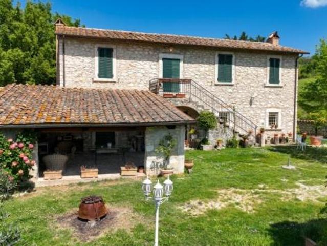 Casale in vendita a Guardea