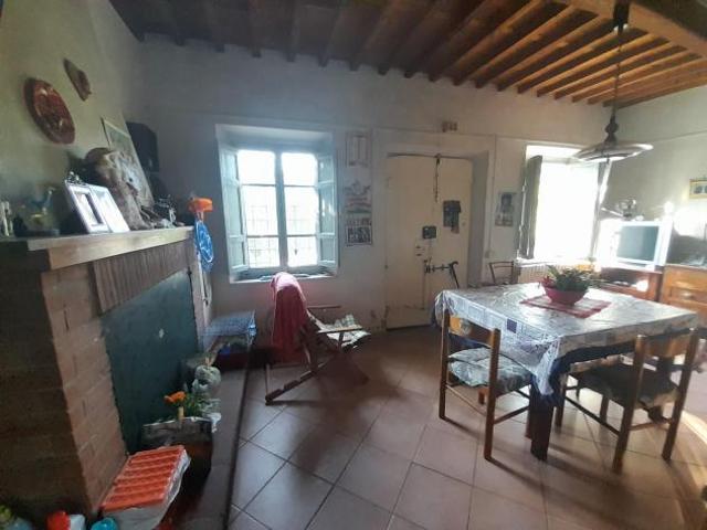Casale in vendita a Gragnano Capannori 140 mq Rif: 1421520