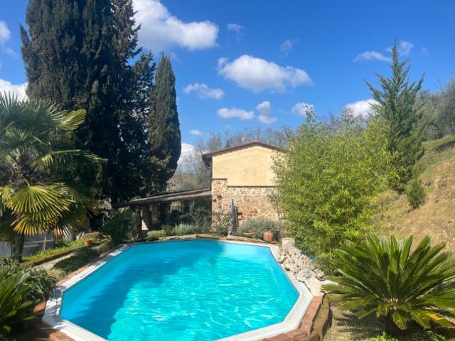 Casale in vendita a Palaia 234 mq Rif: 1409778