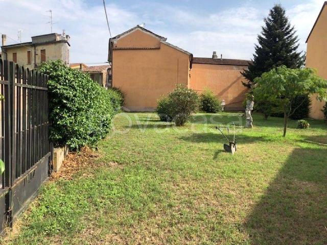 Casale in vendita a Pizzighettone