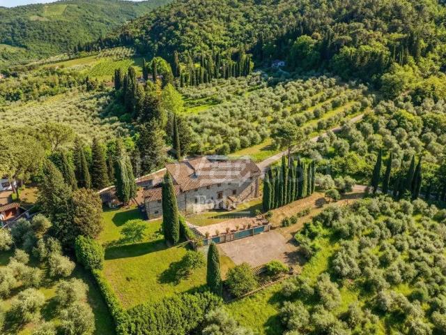 Casale in vendita a Pontassieve via di Rosano