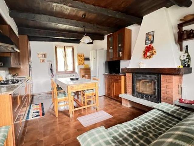 Casale in vendita a Ponzone