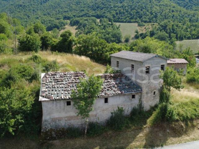 Casale in vendita a Preci
