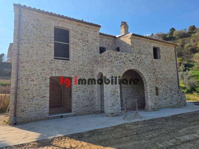Casale in vendita a Ripatransone
