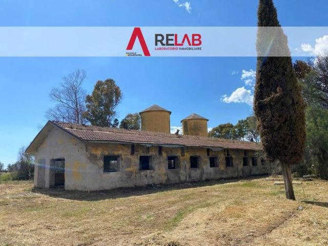 Casale in vendita a Roma