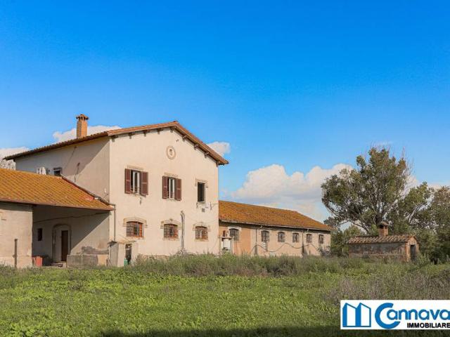 Casale in vendita a Roma via della Muratella, Piana del Sole