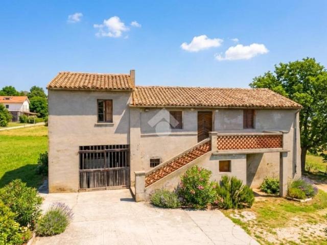 Casale in vendita a Sant'Elpidio a Mare via Monturanese, 1223