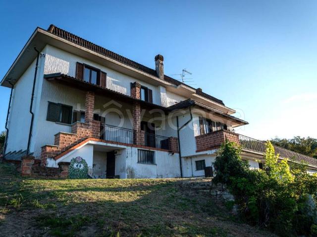 Casale in vendita a Santo Stefano Belbo strada Pian Morè Noceti