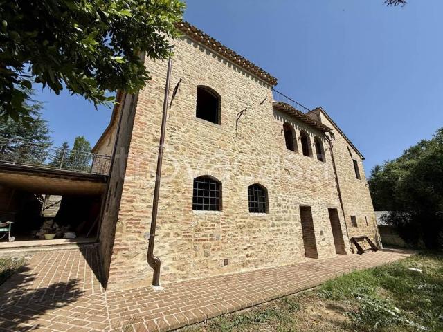 Casale in vendita a Santo Stefano, Monte San Martino