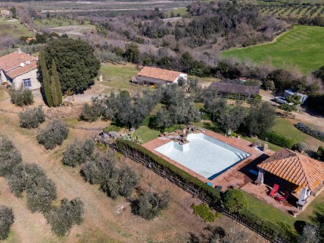 Casale in vendita a Scansano