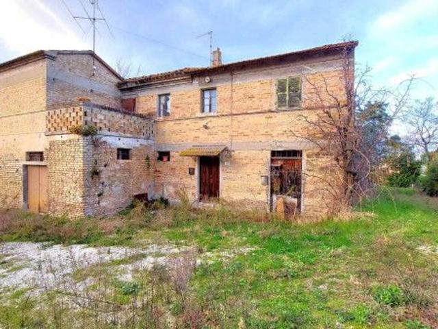 Casale in vendita a Senigallia