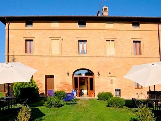 Casale in vendita a Siena 500 mq Rif: 1246973