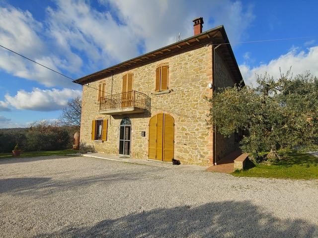 Casale in vendita a Sinalunga