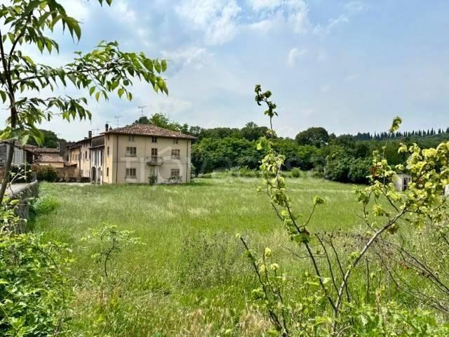 Casale in vendita a Solferino