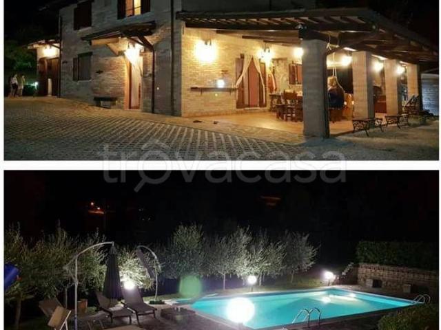 Casale in vendita a Terre Roveresche