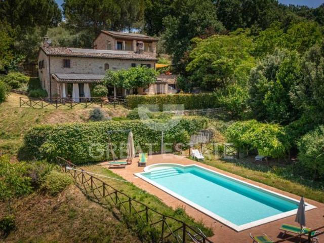 Casale in vendita a Todi