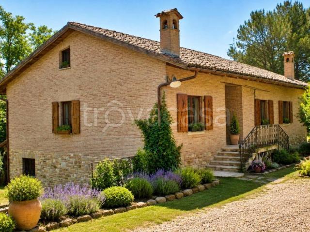Casale in vendita a Todi
