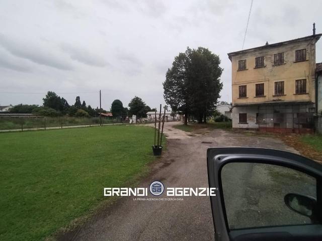 Casale in vendita a Treviso