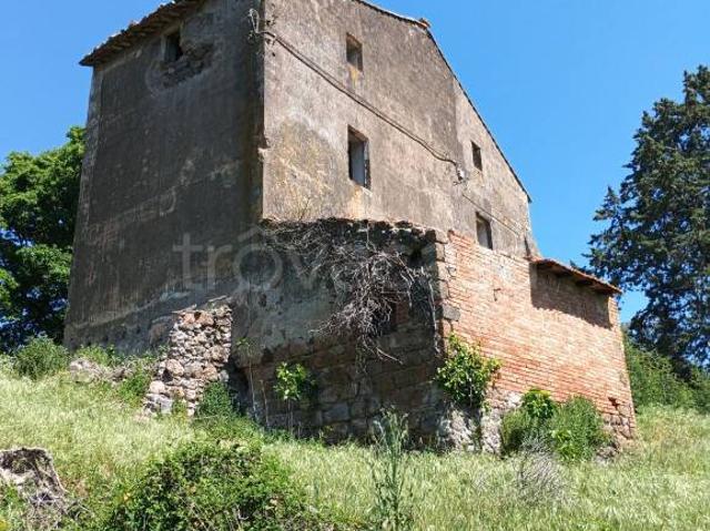 Casale in vendita a Vetralla strada del Casaletto