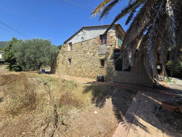 Casale in vendita a Vicopisano 300 mq Rif: 1428470