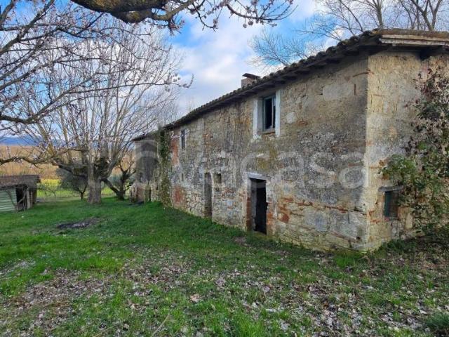 Casale in vendita ad Acquasparta via Giacomo Matteotti, 2