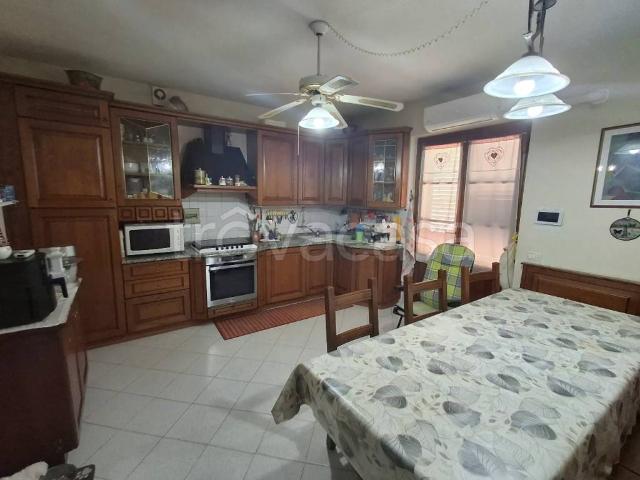 Casale in vendita ad Arezzo, Battifolle
