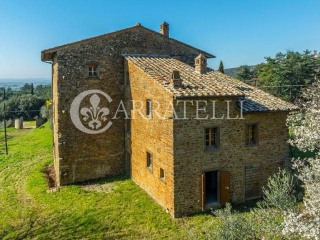 Casale in vendita Cortona, Toscana