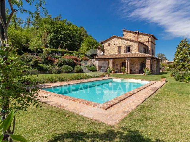 Casale Mary Rose 231m² Montecchio