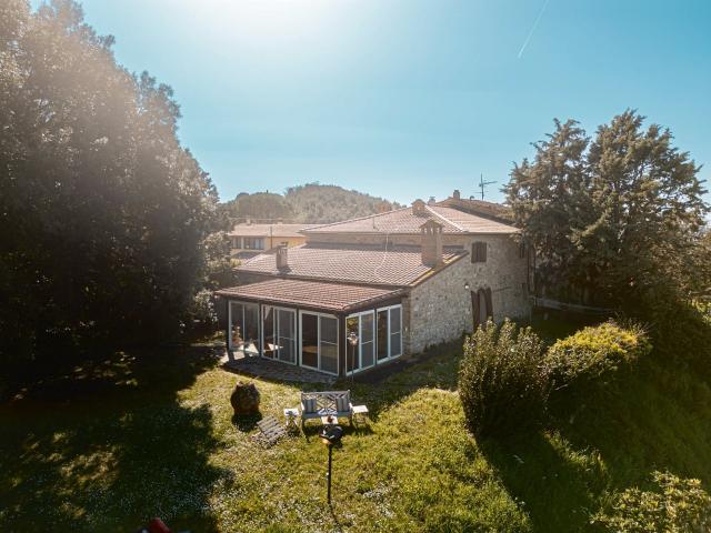 Casale Poggio Dell'Eclissi a Santa Luce Pi 250m² Santa Luce