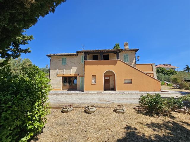 Casale Tamerici 230m² Offida