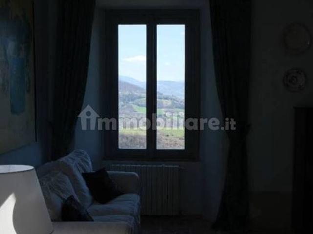 Casale via San Giusto 10, Valfornace