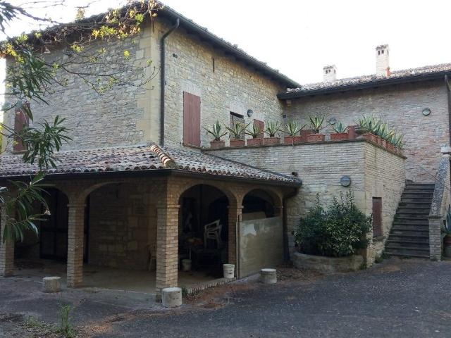 Casale Zona tranquilla