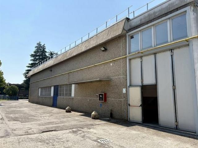 Casalecchio di Reno BO Affittasi capannone