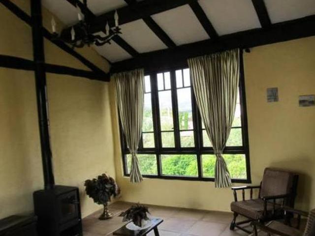 Casana Luyego León