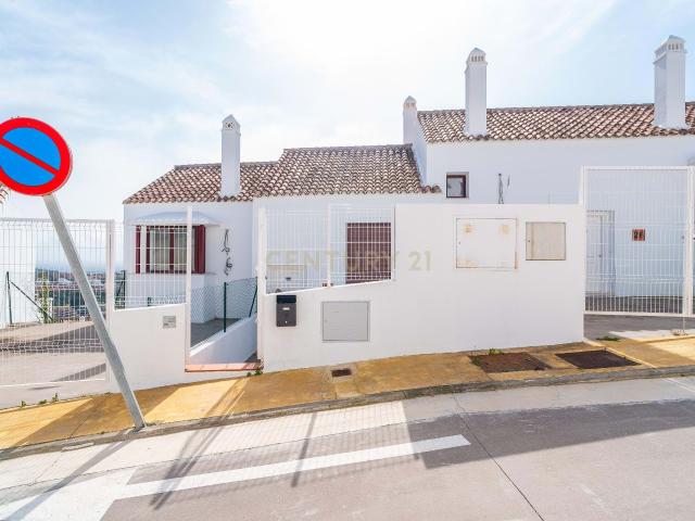 Casas adosadas en venta a partir de 305.000€ en Doña Julia Casares