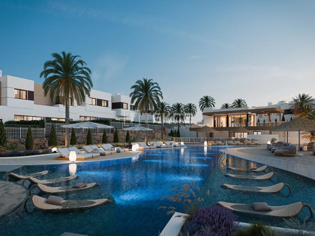 Casas adosadas nuevas en ubicación tranquila junto al golf de Mijas