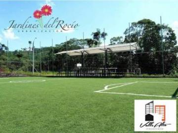 CASAS AMPLIAS POR ESTRENAR EN MACAS