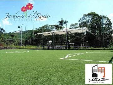 CASAS AMPLIAS POR ESTRENAR EN MACAS. Condominio en Venta en Morona Rio Blanco