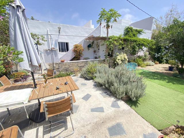 CASAS CON TERRENO EN FASNIA