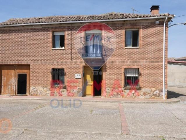 Casas de pueblo en venta en Cabezón de Valderaduey, Villalba de la loma