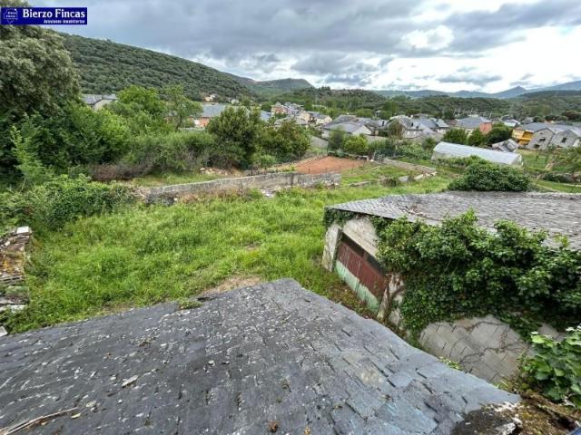 Casas de pueblo en venta en Candín, Carucedo