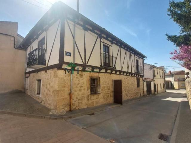Casas de pueblo en venta en Fuentelisendo, Nava de Roa
