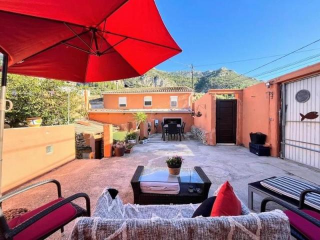 Casas de pueblo en venta en Llosa de Camacho, Llosa de Camacho